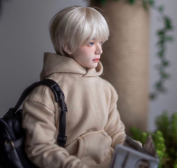 4BF53A0A-E2CD-4A3A-BDB4-A2D6AE2A6F45